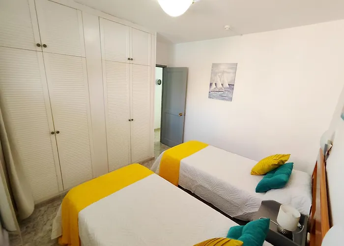 Dunas Maspalomas & Yumbo Wifi Avenida Tirajana * 普拉亚戴尔雷安格莱斯